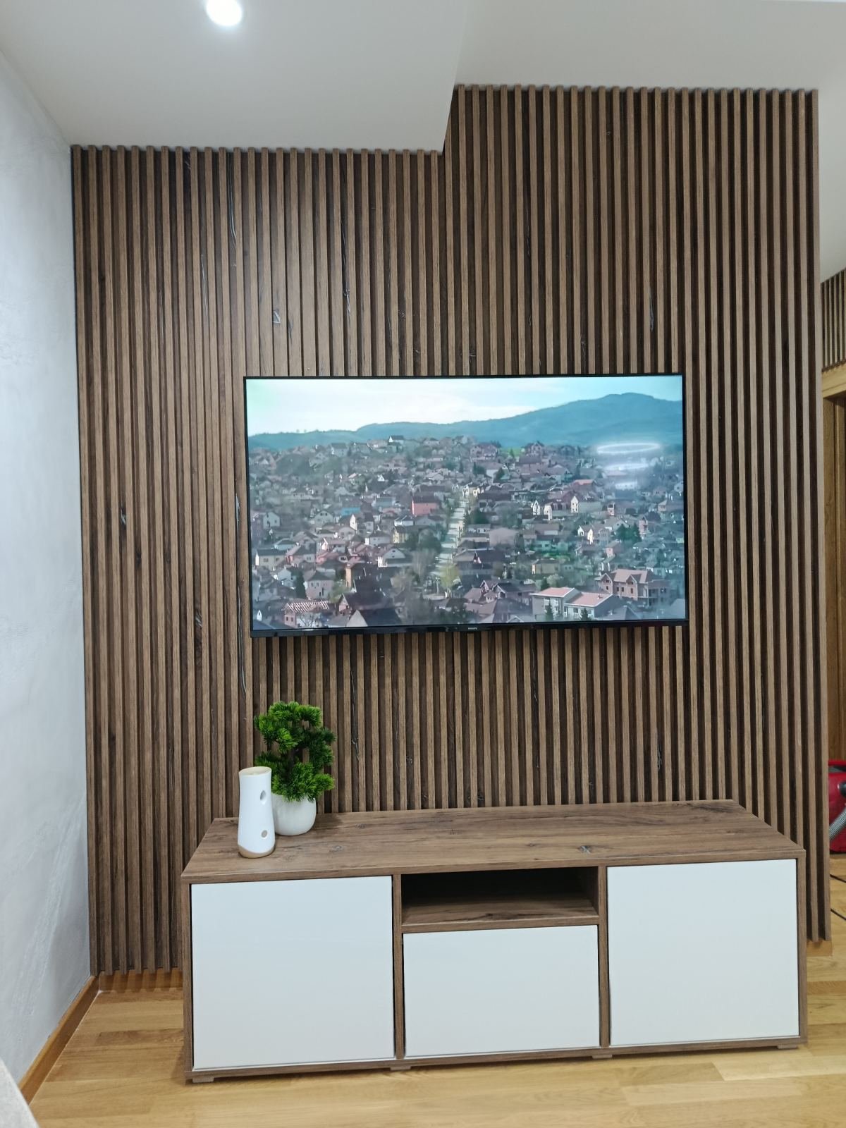 Vrnjačka Banja TV zid